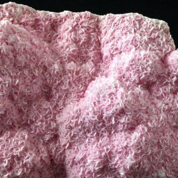Exponatul săptămânii la Muzeul de Mineralogie este un eșantion de rodocrozit deosebit