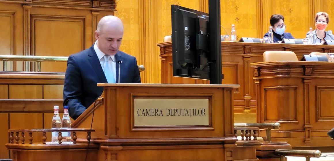 Călin Bota, deputat PNL Maramureș a fost ales vicepreședinte al Comisiei pentru buget, finanțe și bănci Călin Bota, deputat PNL Maramureș a fost ales vicepreședinte al Comisiei pentru buget, finanțe și bănci