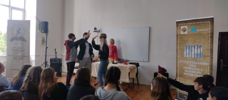 Acțiune a polițiștilor privind prevenirea consumului de droguri Acțiune a polițiștilor privind prevenirea consumului de droguri