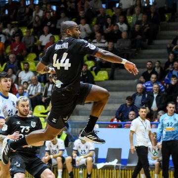 Minaur joacă ultimele trei meciuri din acest an în deplasare