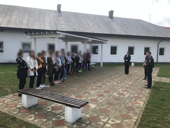 Lecție deschisă cu pompieri Lecție deschisă cu pompieri