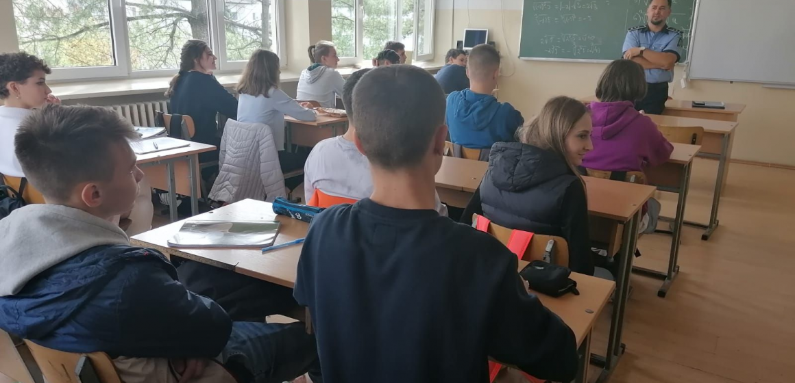 La discuții cu elevii