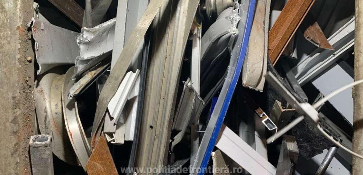Peste 66 de tone de deșeuri de aluminiu oprite la vamă Peste 66 de tone de deșeuri de aluminiu oprite la vamă