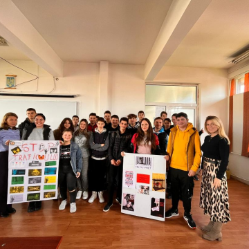 Acțiuni ale polițiștilor prin care au punctat Ziua de luptă împotriva traficului de persoane Acțiuni ale polițiștilor prin care au punctat Ziua de luptă împotriva traficului de persoane