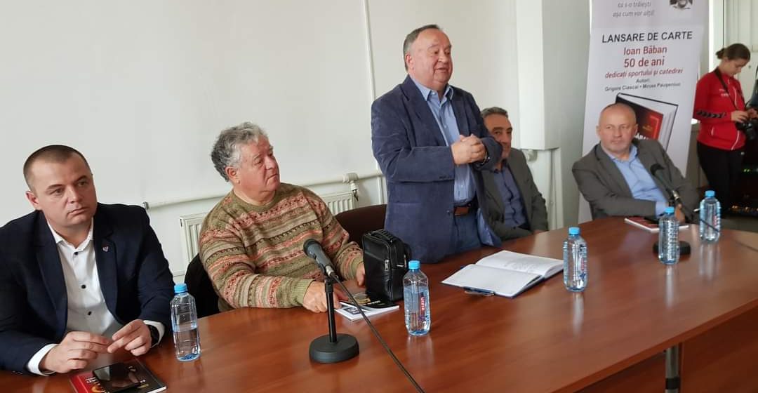 A fost lansat cartea ”Ioan Băban 50 de ani dedicați sportului și catedrei”