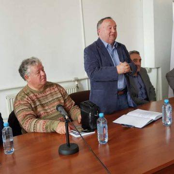 A fost lansat cartea ”Ioan Băban 50 de ani dedicați sportului și catedrei” A fost lansat cartea ”Ioan Băban 50 de ani dedicați sportului și catedrei”