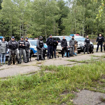 Patrupezii polițiști s-au antrenat alături de „colegii” lor jandarmi