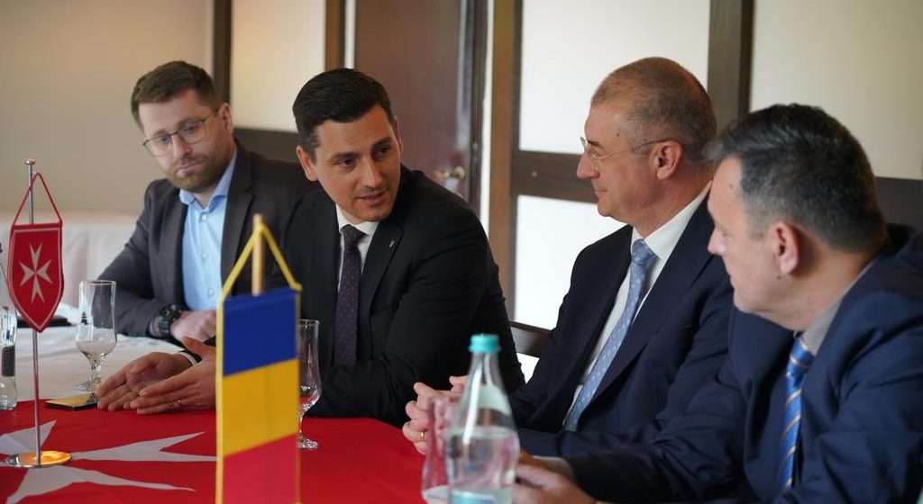 Ambasadorul României în Ucraina, Alexandru Victor Micula, a făcut o vizită oficială în județul Maramureș Ambasadorul României în Ucraina, Alexandru Victor Micula, a făcut o vizită oficială în județul Maramureș