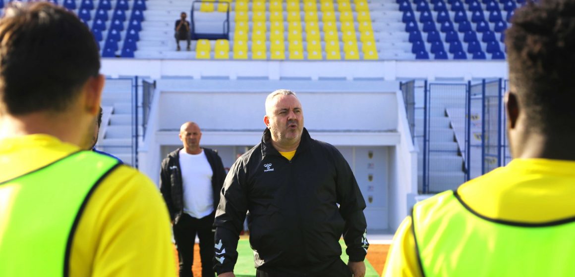 Mihai Iosif, la primul meci ca antrenor al Minaurului Mihai Iosif, la primul meci ca antrenor al Minaurului