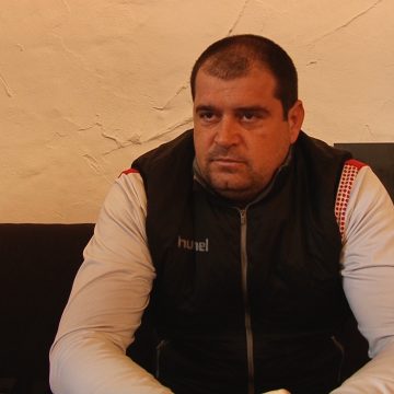 Video | Ionuț Irimuș, antrenor: Sportul de echipă te ajută foarte mult în viața de zi cu zi Video | Ionuț Irimuș, antrenor: Sportul de echipă te ajută foarte mult în viața de zi cu zi
