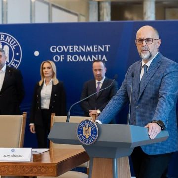 Kelemen Hunor: Au fost demarate programele guvernamentale ”Family Start” și ”Student Invest” Kelemen Hunor: Au fost demarate programele guvernamentale ”Family Start” și ”Student Invest”