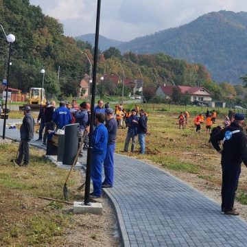 O nouă etapă de lucrări a fost finalizată în zona Colonia Topitorilor, unde va fi amenajat un nou parc