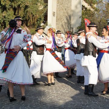 Video | Moment artistic cu Ansamblul Folcloric ”Transilvania” -”30 Aniversar”
