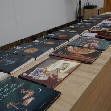 Video | Expoziție aniversară de carte la Muzeul Județean de Istorie și Arheologie Baia Mare Video | Expoziție aniversară de carte la Muzeul Județean de Istorie și Arheologie Baia Mare