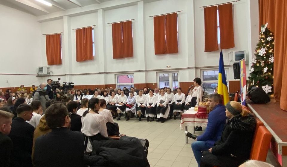 Video | Concert de colinde în comuna Mireșu Mare