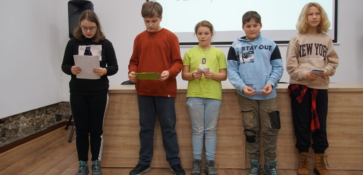 Video | Gardienii patrimoniului, echipa Călătorii timpului au prezentat istoria Monetăriei din Baia Mare Video | Gardienii patrimoniului, echipa Călătorii timpului au prezentat istoria Monetăriei din Baia Mare