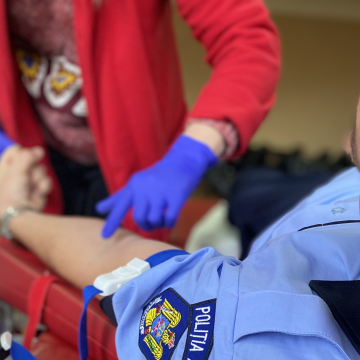 De Moș Nicolae, polițiștii maramureșeni au donat sânge De Moș Nicolae, polițiștii maramureșeni au donat sânge