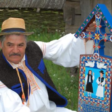 S-a stins meșterul de cruci din Cimitirul Vesel, Dumitru Pop Tincu S-a stins meșterul de cruci din Cimitirul Vesel, Dumitru Pop Tincu