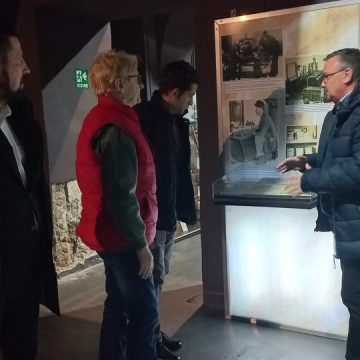 Istoricul Liviu Cîmpeanu în vizită la Muzeul Județean de Istorie și Arheologie Maramureș Istoricul Liviu Cîmpeanu în vizită la Muzeul Județean de Istorie și Arheologie Maramureș