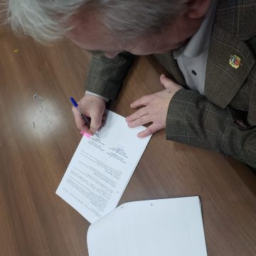 A fost semnat al doilea contract de finanțare pentru proiectul „Sisteme inteligente de management urban la Târgu Lăpuș”
