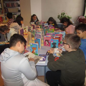 În vizită la Biblioteca Județeană În vizită la Biblioteca Județeană