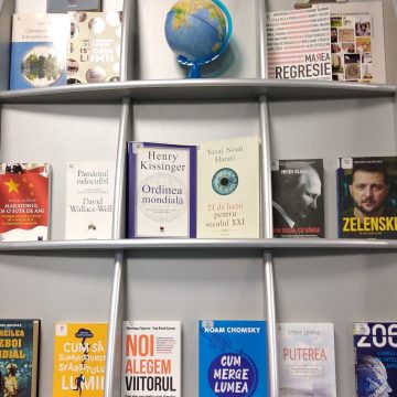 Lumea în care trăim, într-o expoziție de carte