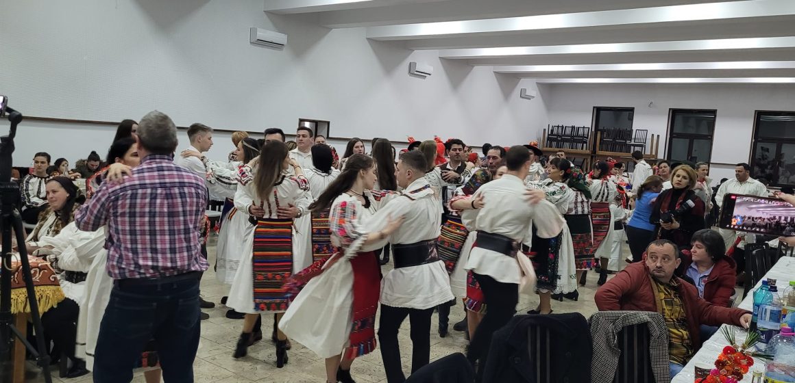 „Joc în sat” în Țara Lăpușului „Joc în sat” în Țara Lăpușului
