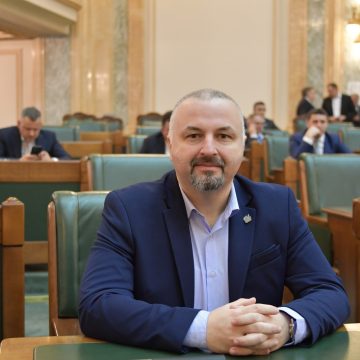 Senator Dan Ivan: O lege care va reduce timpii de așteptare a cetățenilor Senator Dan Ivan: O lege care va reduce timpii de așteptare a cetățenilor