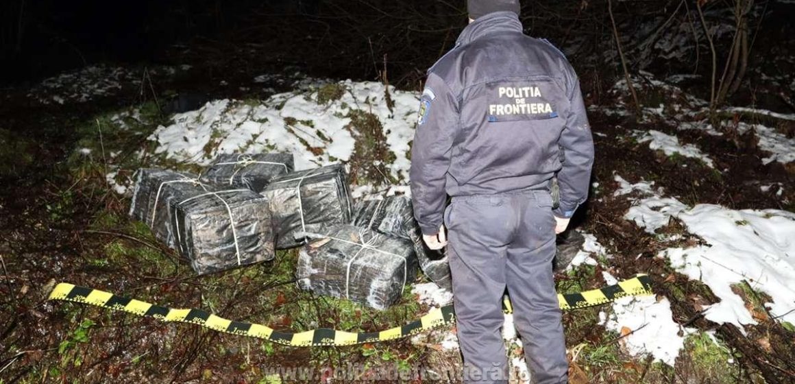 Focuri de armă pentru reținerea unui cetățean ucrainean prins făcând contrabandă cu ţigări în apropierea râului Tisa