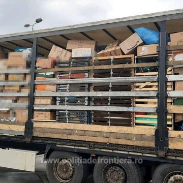 Aproape nouă tone de produse second-hand oprite să intre în țară