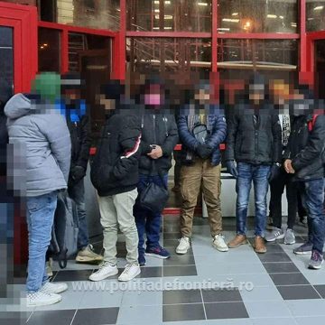 Video | Prinși în timp ce încercau să treacă ilegal frontiera