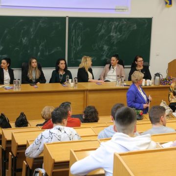 Ziua porților deschise pentru viitorii economiști la Centrul Universitar Nord Baia Mare