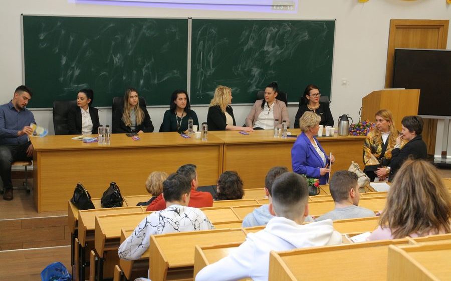 Ziua porților deschise pentru viitorii economiști la Centrul Universitar Nord Baia Mare