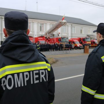 Ceremonial militar și religios organizat la ISU Maramureș cu ocazia Zilei Protecției Civile din România și a depunerii jurământului militar de către personalul nou încadrat