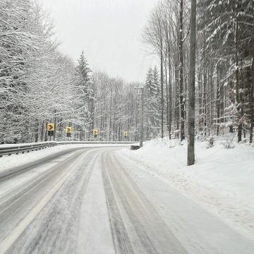 Video | Condiții de iarnă  și ceață pe DN18
