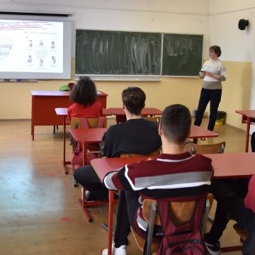 Activități privind voluntariatul