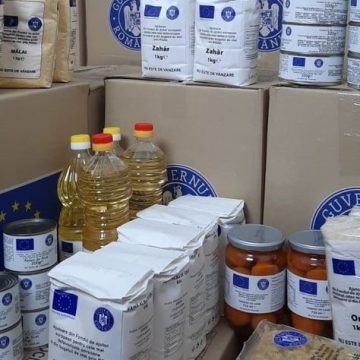 Se desfășoară cea de-a șasea etapă de distribuire a pachetelor cu produse alimentare în Sighetu Marmației Se desfășoară cea de-a șasea etapă de distribuire a pachetelor cu produse alimentare în Sighetu Marmației