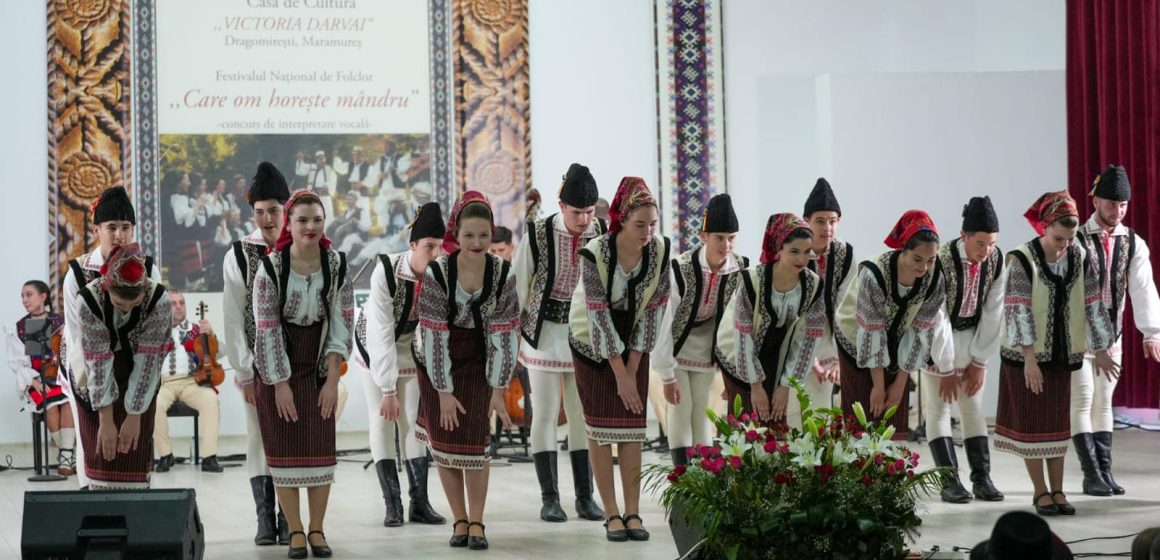 Festivalul Național de Folclor „Care om horește mândru”