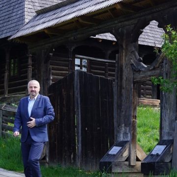 Dan Ivan, USR: Peste 15 milioane de lei vor veni în Maramureș pentru restaurarea unor case si gospodarii tradiționale vechi