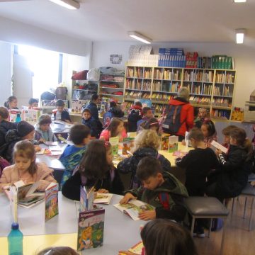 Copiii și lumea cărților