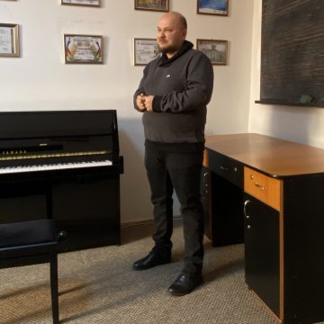 S-a inaugurat o nouă pianină performantă în cadrul Şcolii Populare de Arte “Liviu Borlan” Baia Mare S-a inaugurat o nouă pianină performantă în cadrul Şcolii Populare de Arte “Liviu Borlan” Baia Mare