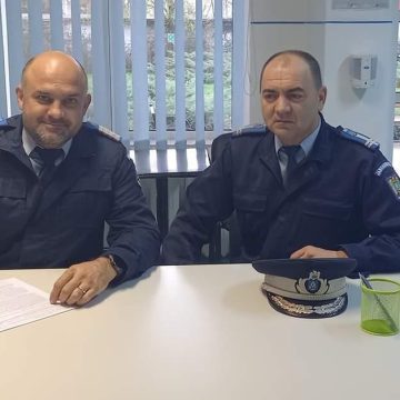 Donează sânge! Salvează o viață! Donează sânge! Salvează o viață!