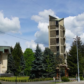 Dezbaterea publică a raportului privind impactul asupra mediului pentru proiectul „Amenajarea unor platforme de compostare în vederea reducerii necesarului de depozitare și drum de acces