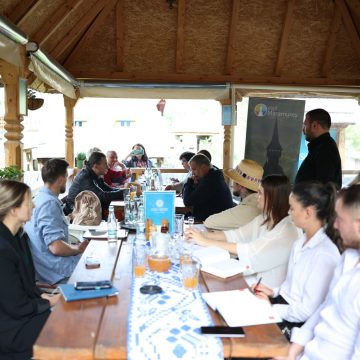Workshop pe tema ”Creionarea personajului Pintea Viteazul”, organizat de Organizația de Management al Destinației Județene Maramureș
