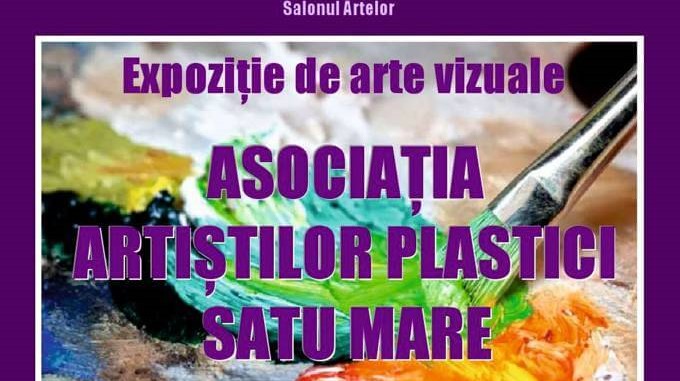 Membrii Asociației Artiștilor Plastici Satu Mare într-o expoziție de arte vizuale în Baia Mare