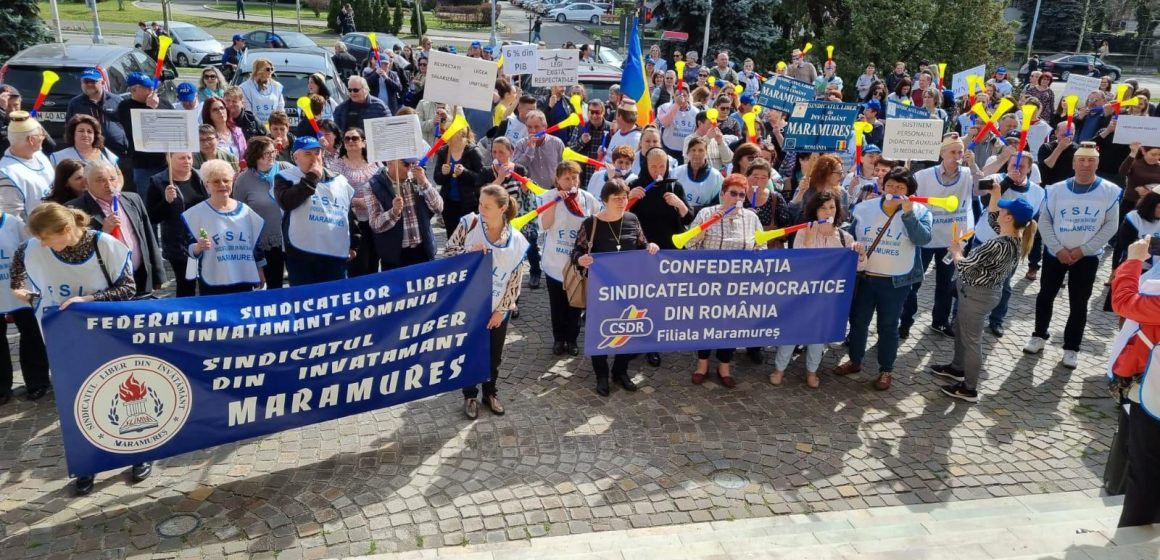 Angajații din învățământul maramureșean ies luni în stradă