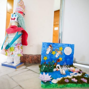Expoziție cu lucrări realizate la concursul județean ecologic ”Reciclezi, jucării creezi”