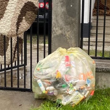 ADI Deșeuri: Trei localități în care gradul de colectare selectivă a crescut din momentul în care cetățenii au fost dotați cu saci ADI Deșeuri: Trei localități în care gradul de colectare selectivă a crescut din momentul în care cetățenii au fost dotați cu saci