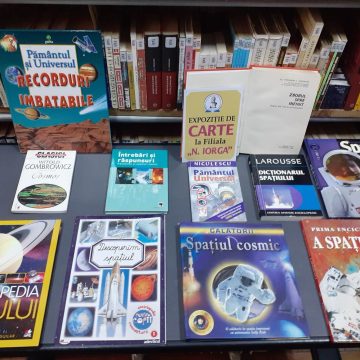Expoziție de carte pe tema spațiului cosmic Expoziție de carte pe tema spațiului cosmic