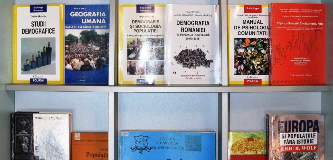 Expoziție de carte de Ziua Mondială a Populației